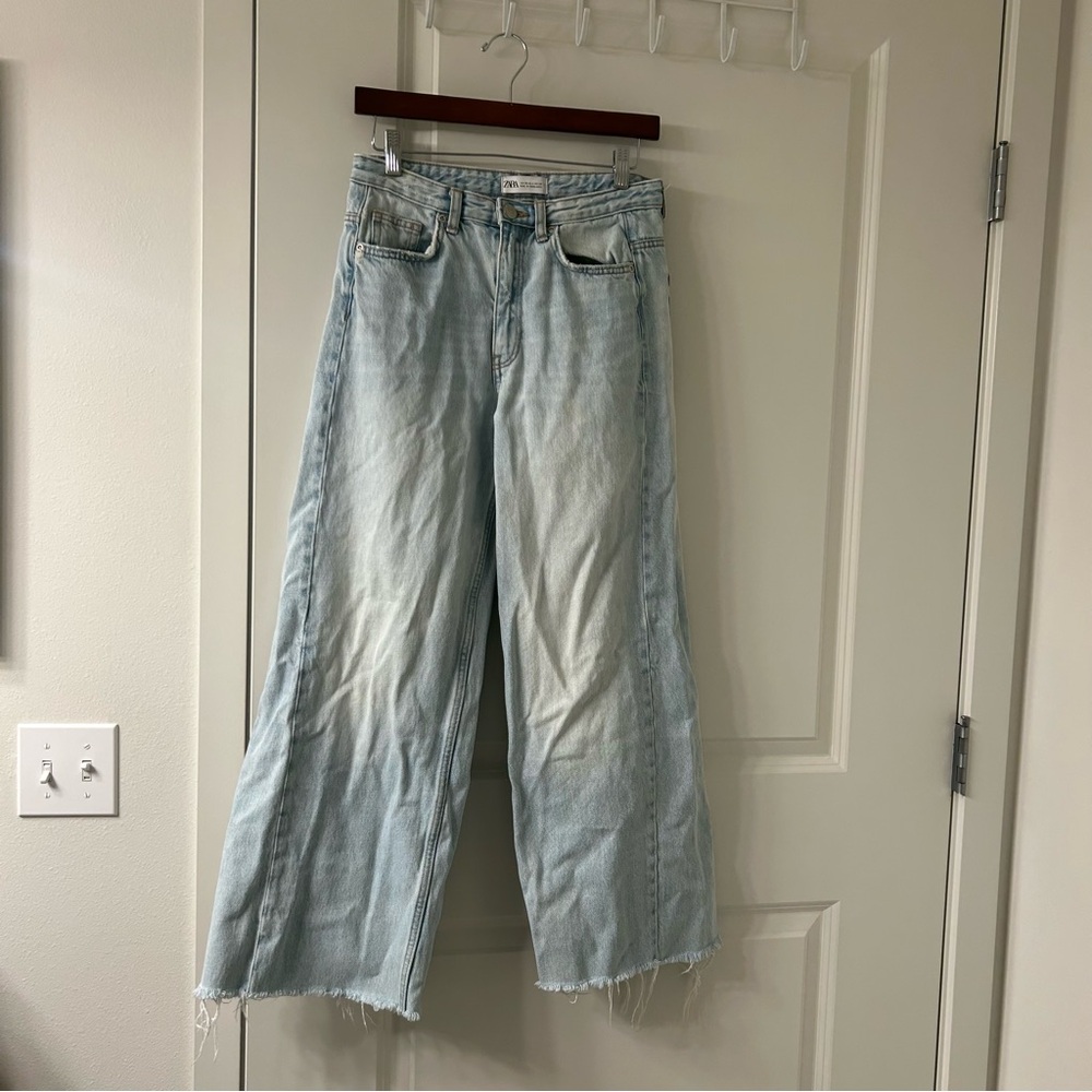 Zara Light Wash Wide-Leg Flare Jeans